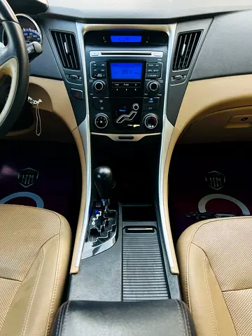 صورة مصغرة 17 لـ 2012 Hyundai SONATA