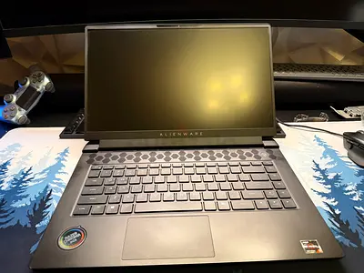 Alienware m15 r5 laptop