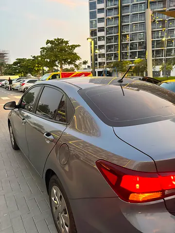 2018 KIA RIO 照片 7