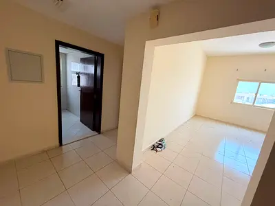 مساحه ممتازه موقع مميز جدا صاله مفصوله تسهيلات في الدفعات قريب من الخدمات سهل المخرج لدبي والشارقه