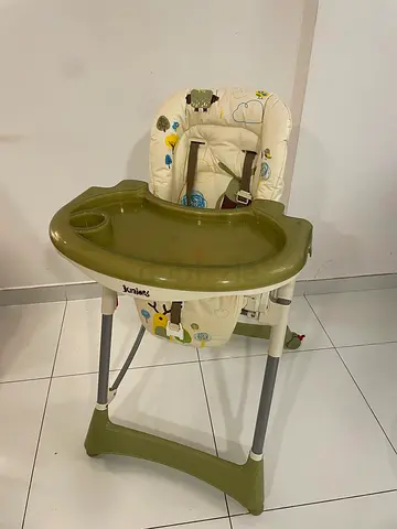 Juniors Adjustable Baby High Chair / Feeding Chair