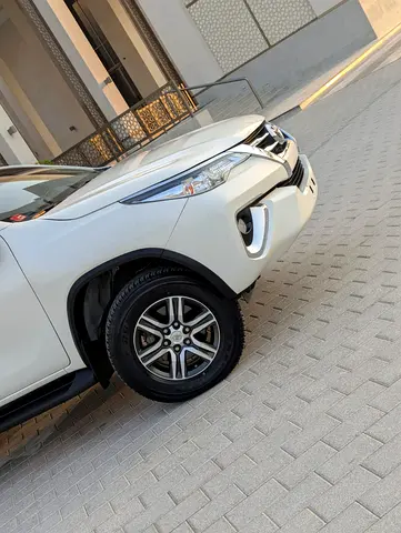 2019 Toyota FORTUNER — фото 10