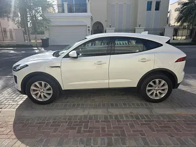 2019 Jaguar E-PACE — миниатюра 3