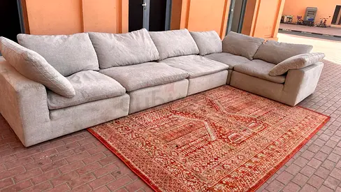 Selling high quality 5 piece pan Emirates Pianca sofa