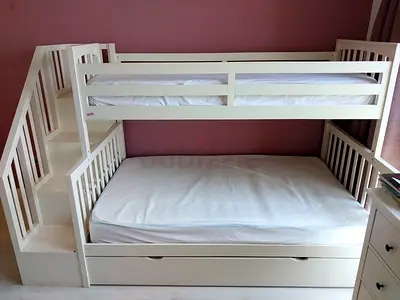Perry’s Trio Bunk bed