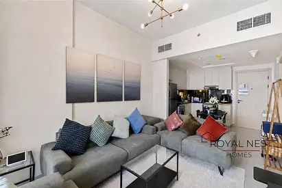 Hot Deal | High Floor | Creek View | Vacant