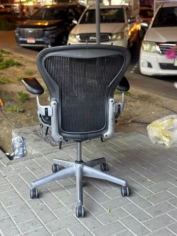 Herman Miller Aeron-style Ergonomic Office Chair — Used