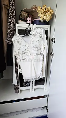 White long-sleeve blouse - good condition