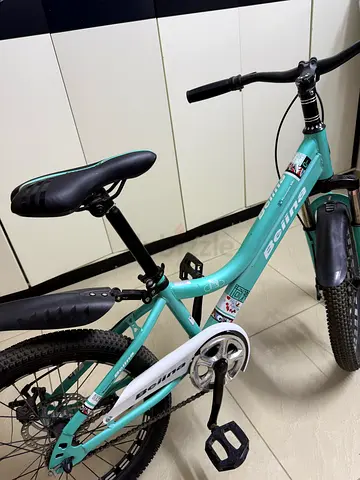 Lightweight Mint Green Cruiser Bike - Perfect Condition