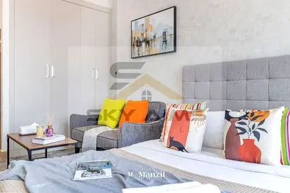 Furnished Studio I All Bills Included I Balcony & Sea View