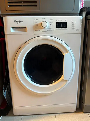 Whirlpool front load washing / drying machine - good working condition