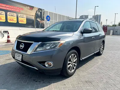 2015 Nissan Pathfinder SL | Canadian Specs | Well Maintained