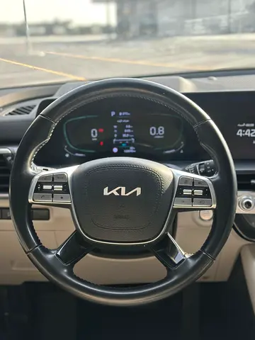 صورة 12 لـ 2023 KIA TELLURIDE