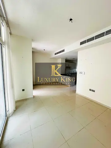 3-Bed Townhouse | Vacant | Prime Location