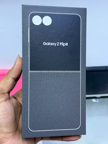 Samsung galaxy Zflip 8 512GB TDRA