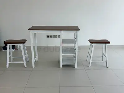 Table and 2 footstools