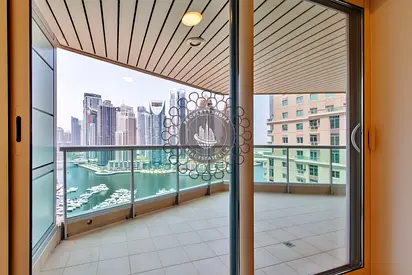 Bright 1BR Apt + Study | Marina View | Balcony