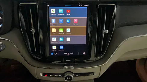 صورة 8 لـ 2023 Volvo XC60