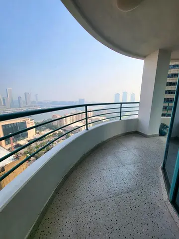 Full Sea View! 3br+Maids! Great Layout