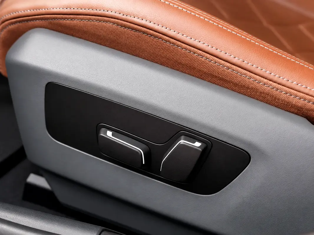 BMW 5-Series 2024