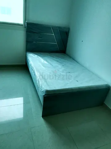 Single bed frame with mattress -