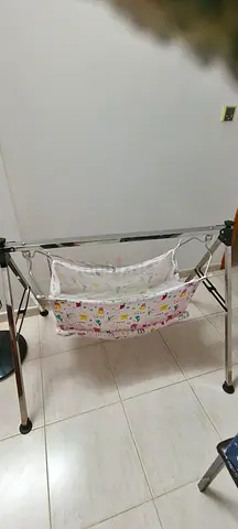 Portable Baby Hammock/Cradle with Metal Stand - Excellent Condition