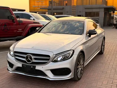 Mercedes-Benz C200 Coupe 2016 - Korean Specs - Excellent Condition