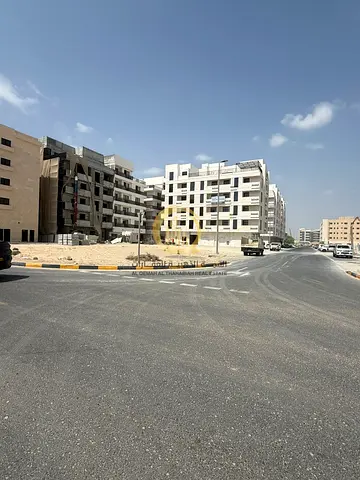 للبيع ارض سكني تجاري في تجاريه مويلح اماره الشارقه