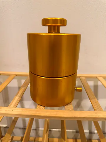 Ice ball maker