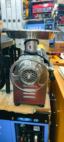 Commercial Meat Grinder / Mincer - Heavy Duty Stainless Steel 22 size