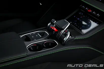 2025 Lamborghini URUS — миниатюра 12