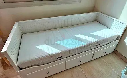 Ikea hemnes day bed with mattress
