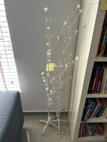White LED Blossom Floor Lamp — Tall Decorative Branch Light
