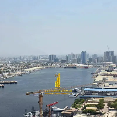 شقة فاخره ثاني ساكن غرفتين وصالة مع بلكونه مفتوحه .عجمان برج الواحه.مفروشه بالكامل للإيجار الشهري. الايجار يشمل الفواتير والإنترنت وموقف