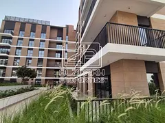 Freehold For All | Closed Kitchen | Big Corner unit