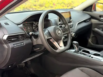 صورة 10 لـ 2021 Nissan ALTIMA