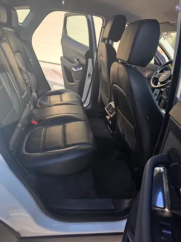 2019 Jaguar E-PACE — миниатюра 8