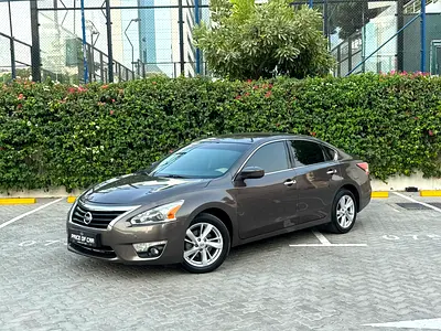 ✨GCC 2015 Nissan Altima SV | 2.5L 4CYL | Refined Comfort & Executive Style✨