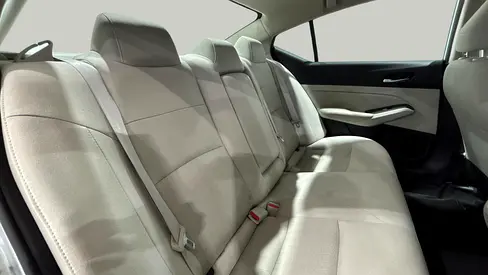 صورة 10 لـ 2022 Nissan ALTIMA