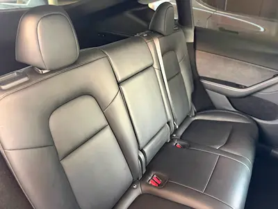 صورة مصغرة 13 لـ 2023 Tesla MODEL Y