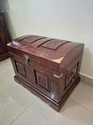 Rose Wood Chest