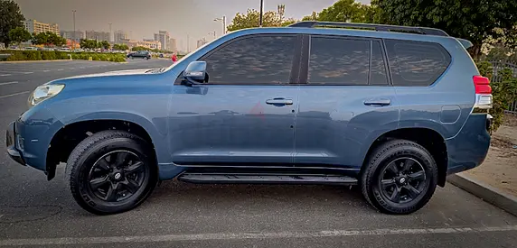Blue Toyota Prado 2011