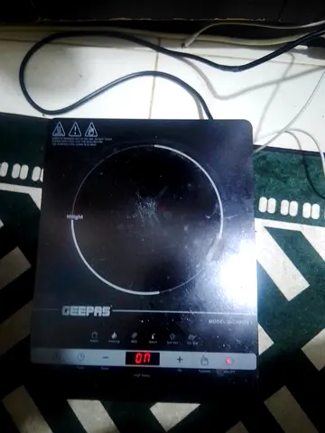 Geepas Induction Cooktop - Single Burner, Used