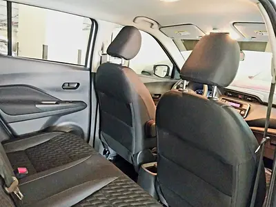 صورة 14 لـ 2024 Nissan KICKS