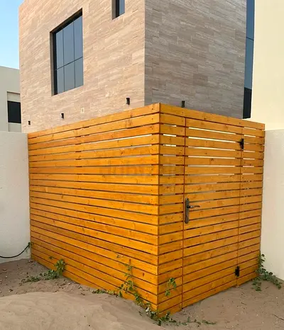 Solid Wooden Outdoor Storage Shed / Garden Box — Good Condition
