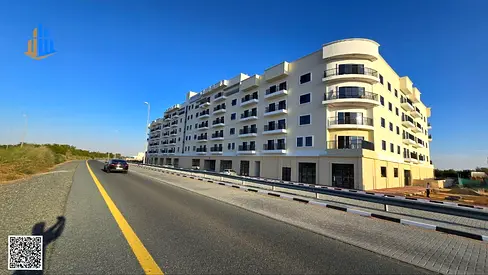 Apartment for sale, two bedrooms and a living room, on Sheikh Mohammed Street. Freehold ownership. Close to all services.