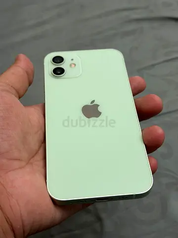 Apple iPhone 12 in Green