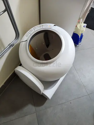 Automatic litter box