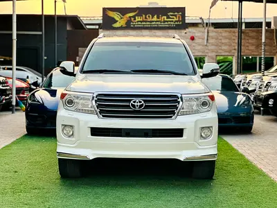 Toyota Land Cruiser GXR 2014 | GCC Specs | Well Maintained
