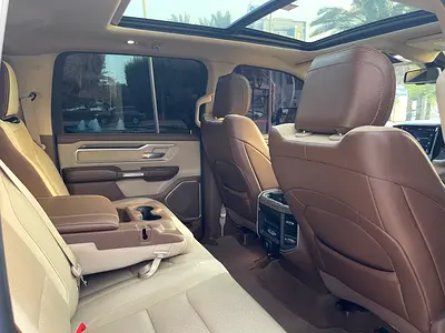 2020 RAM 1500 缩略图 19